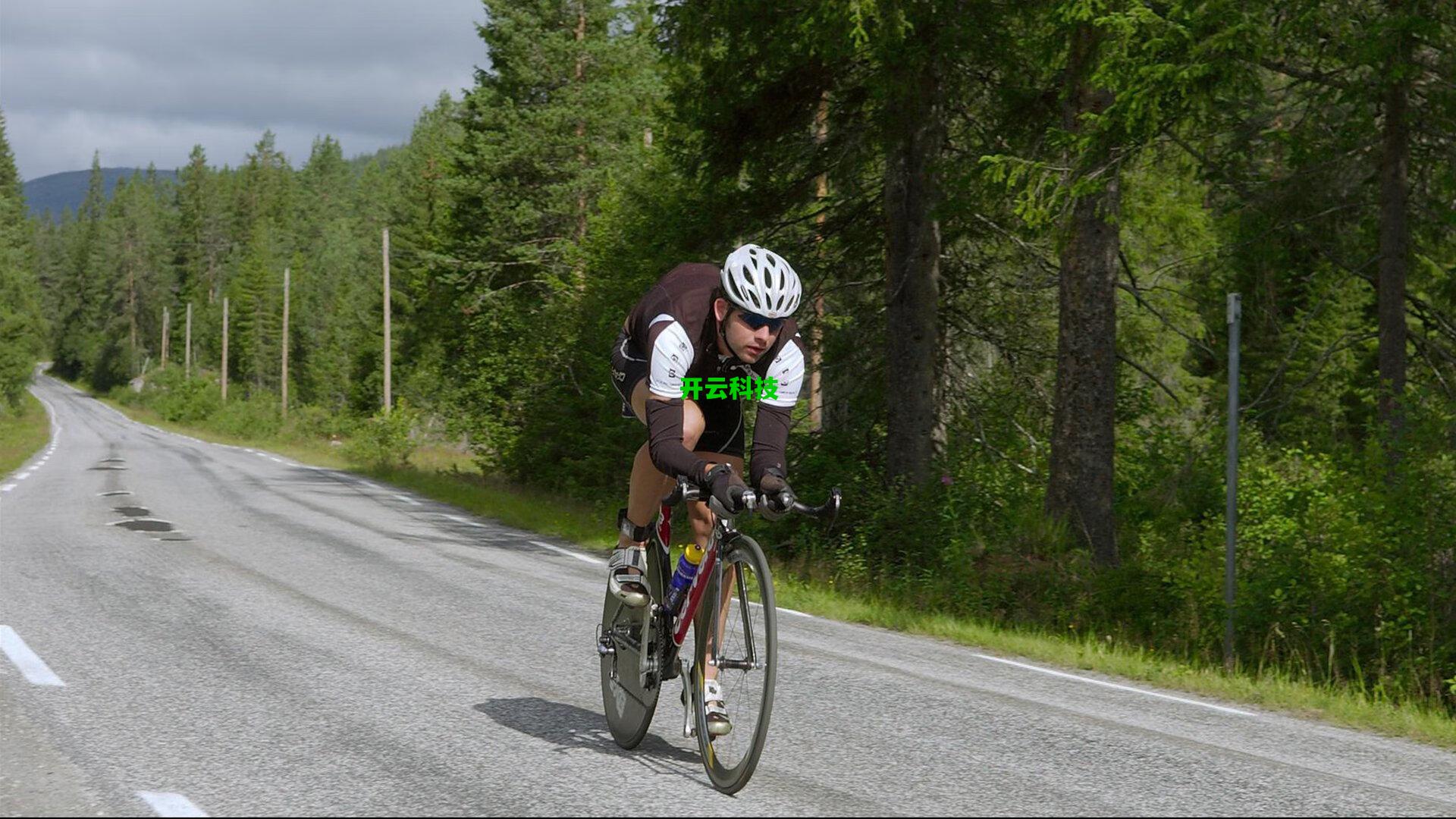 铁闸擎天！加布里埃尔攻防一体主宰全场，力助枪手客场告捷