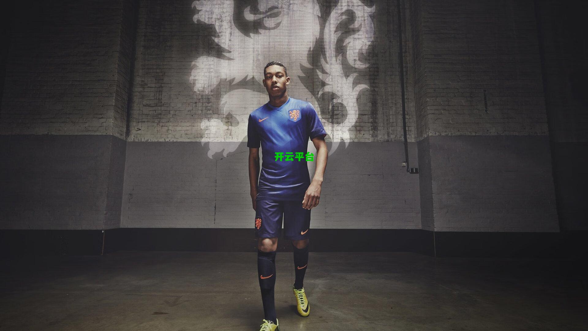 威少时尚宣言引爆网络,下水道美学背后的体育精神革命